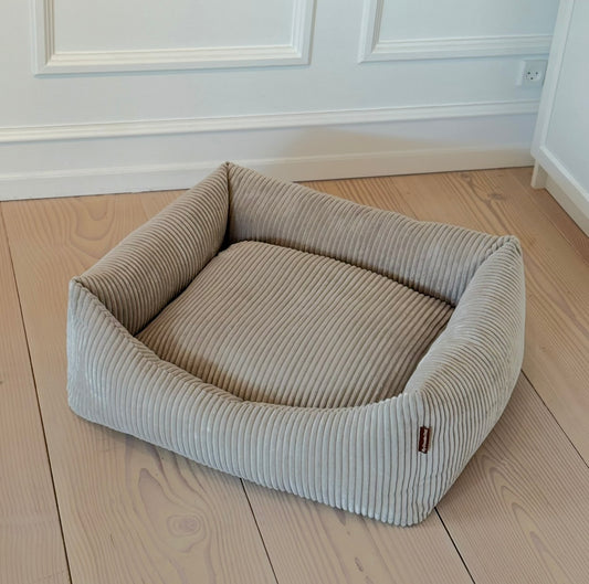 Bjørk hundekurv - beige i bred fløjl