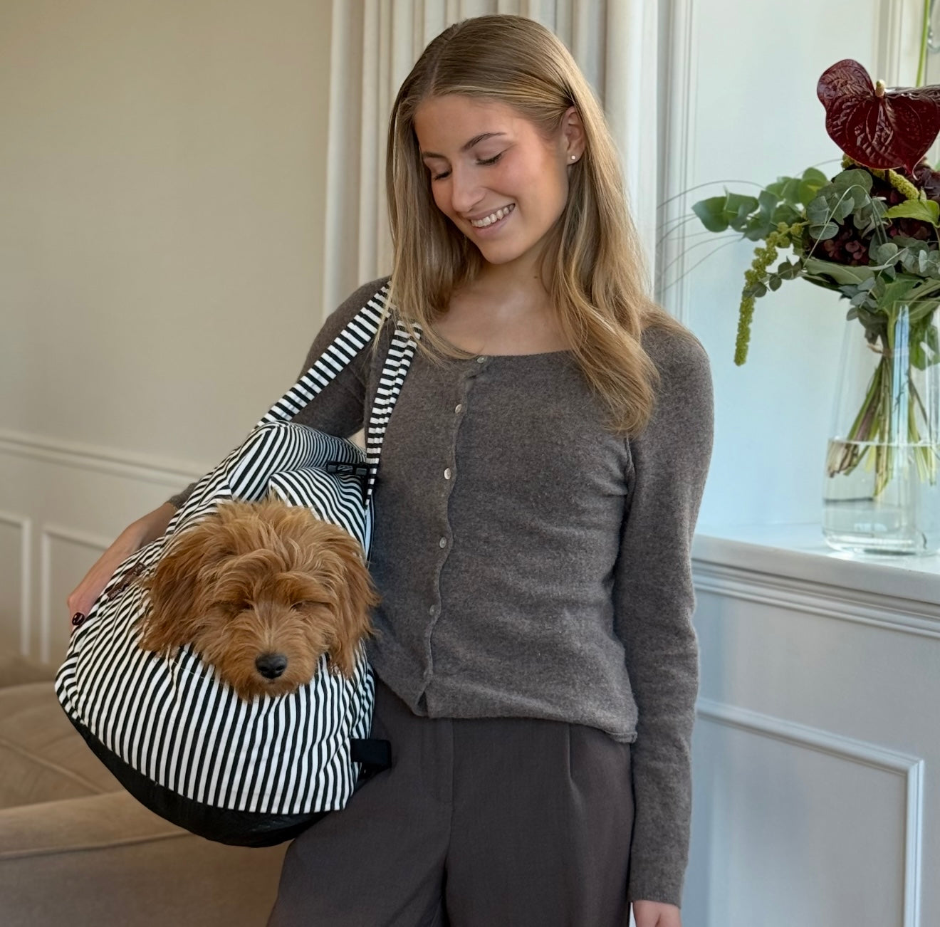 Hjalmar bilsæde sort/creme stribet