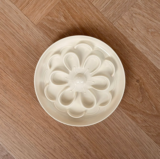 Slikkemåtte / blomst / beige