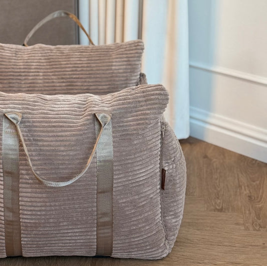 Bjørk bilsæde / dobbelt til 2 hunde / forudbestilling uge 1