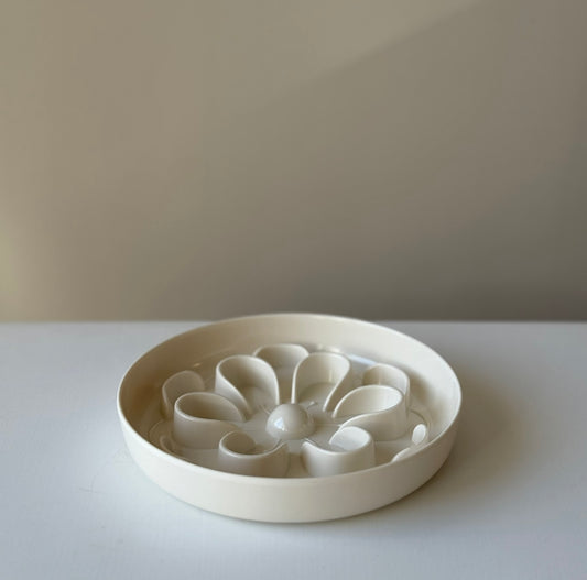 Slikkemåtte / blomst / beige