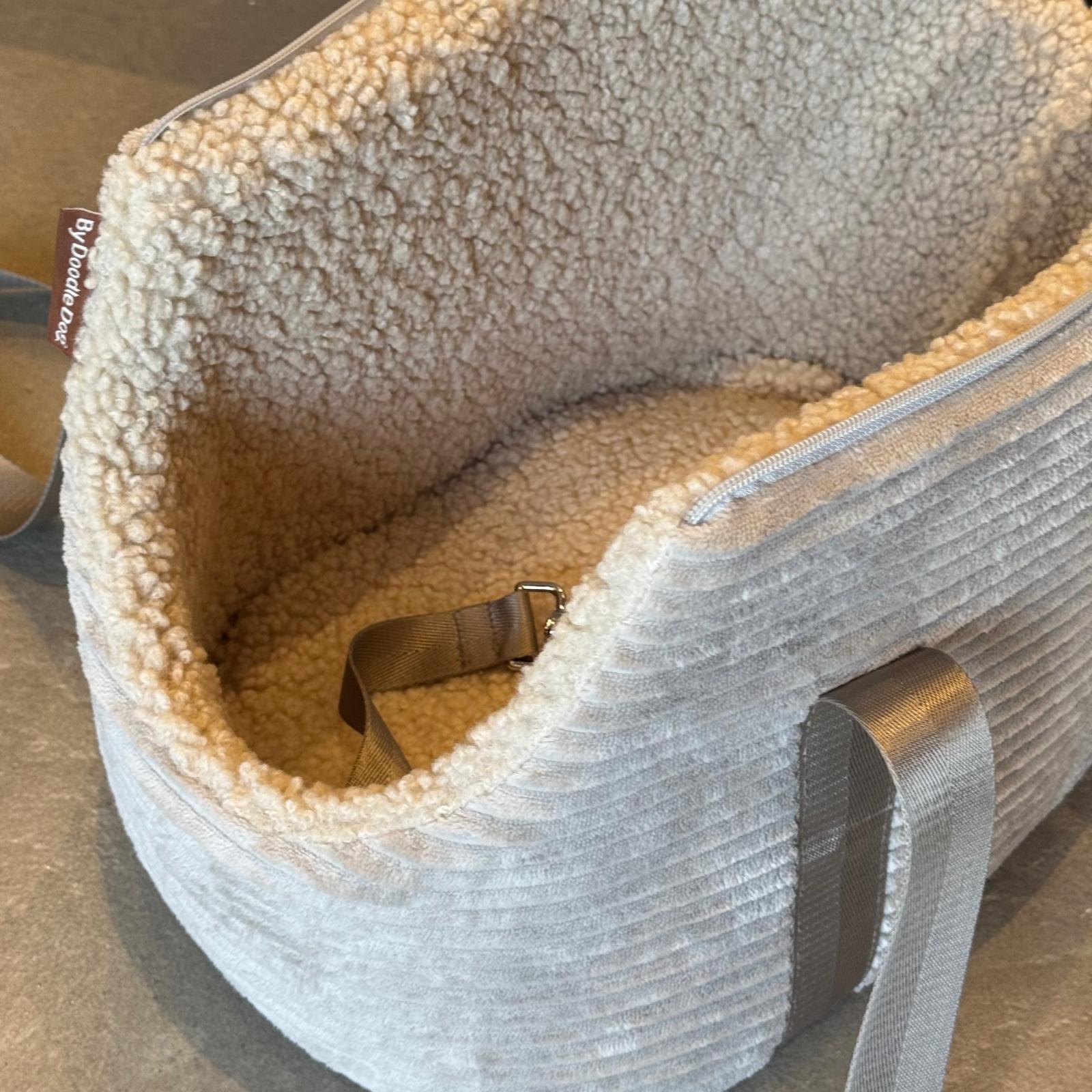 Ingeborg tasken i beige