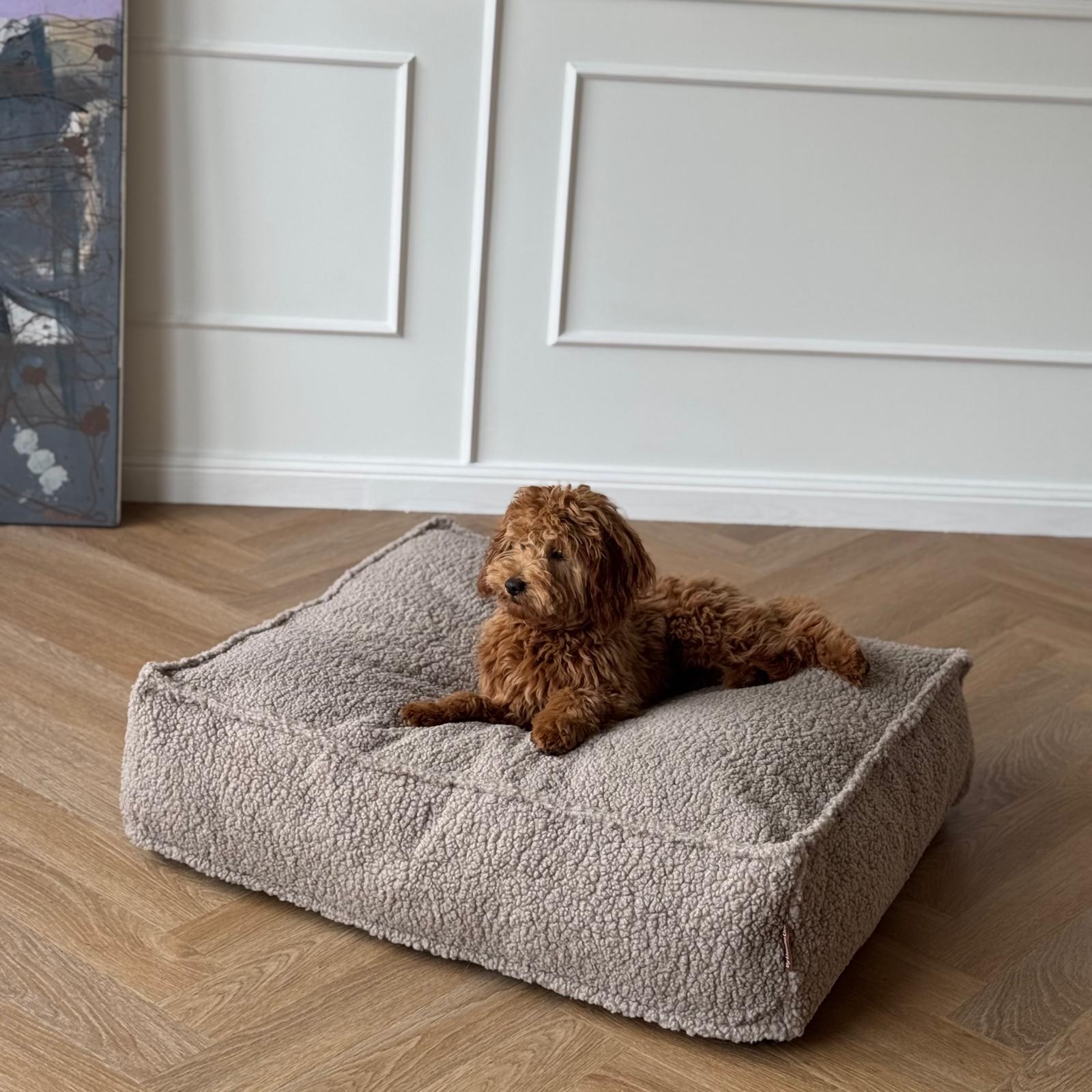 Frede hundekurven i sherpa fleece / Forudbestil uge 23