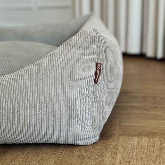 Bjørk hundekurven i beige - smal fløjl